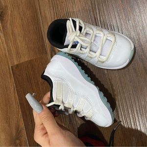 Jordan’s little boy shoe